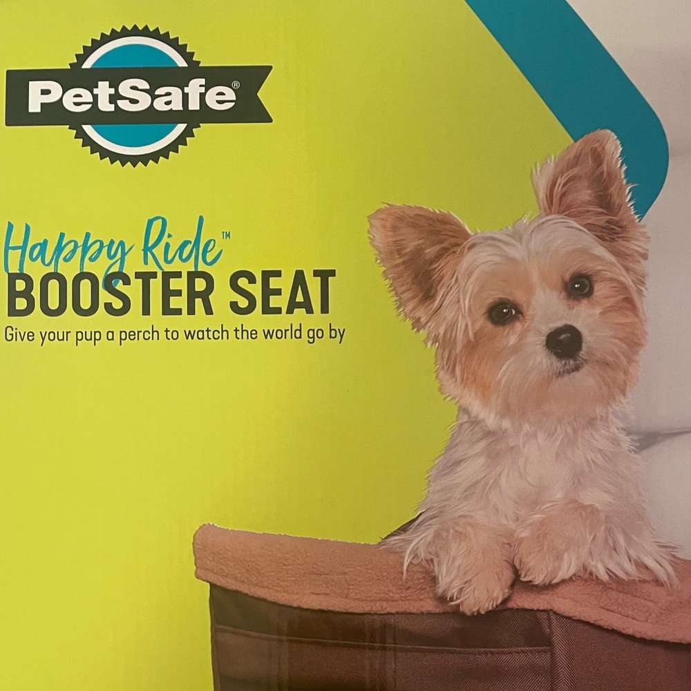 Pet Booster Seat; let your fur baby ride in comfort in the Petsafe Happy Ride